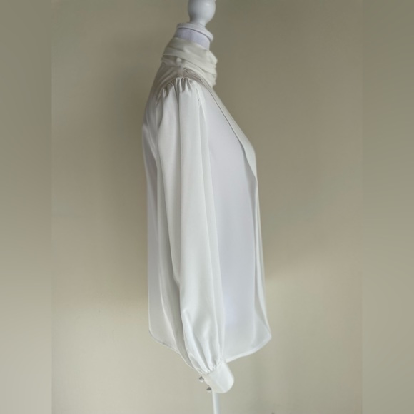 VINTAGE HIGH NECK PEARL LOOK BUTTON FRONT PLEAT DRESS BLOUSE, WHITE, SZ M-L - Picture 10 of 12